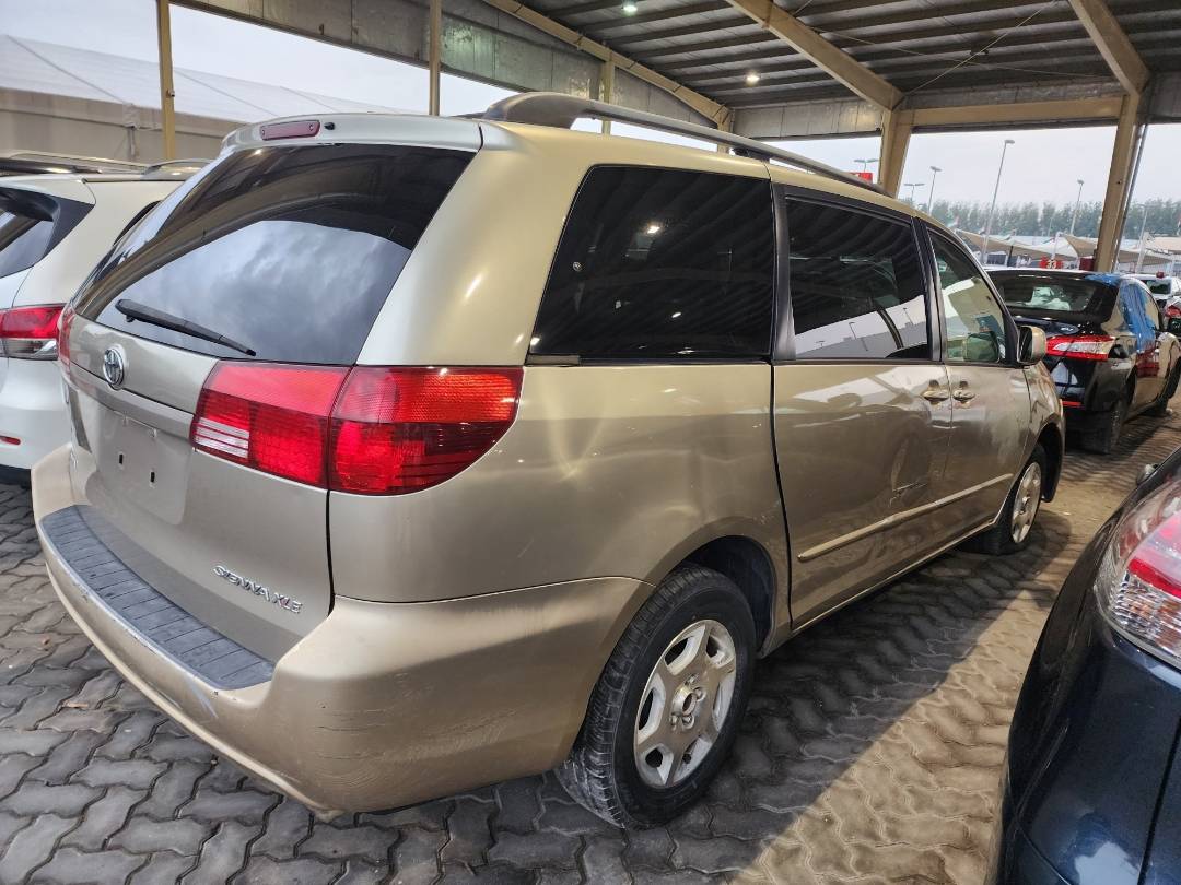 2004 TOYOTA SIENNA — 173931 Miles — Lot 38207724 - Marhaba Auctions Used Cars - Image 9
