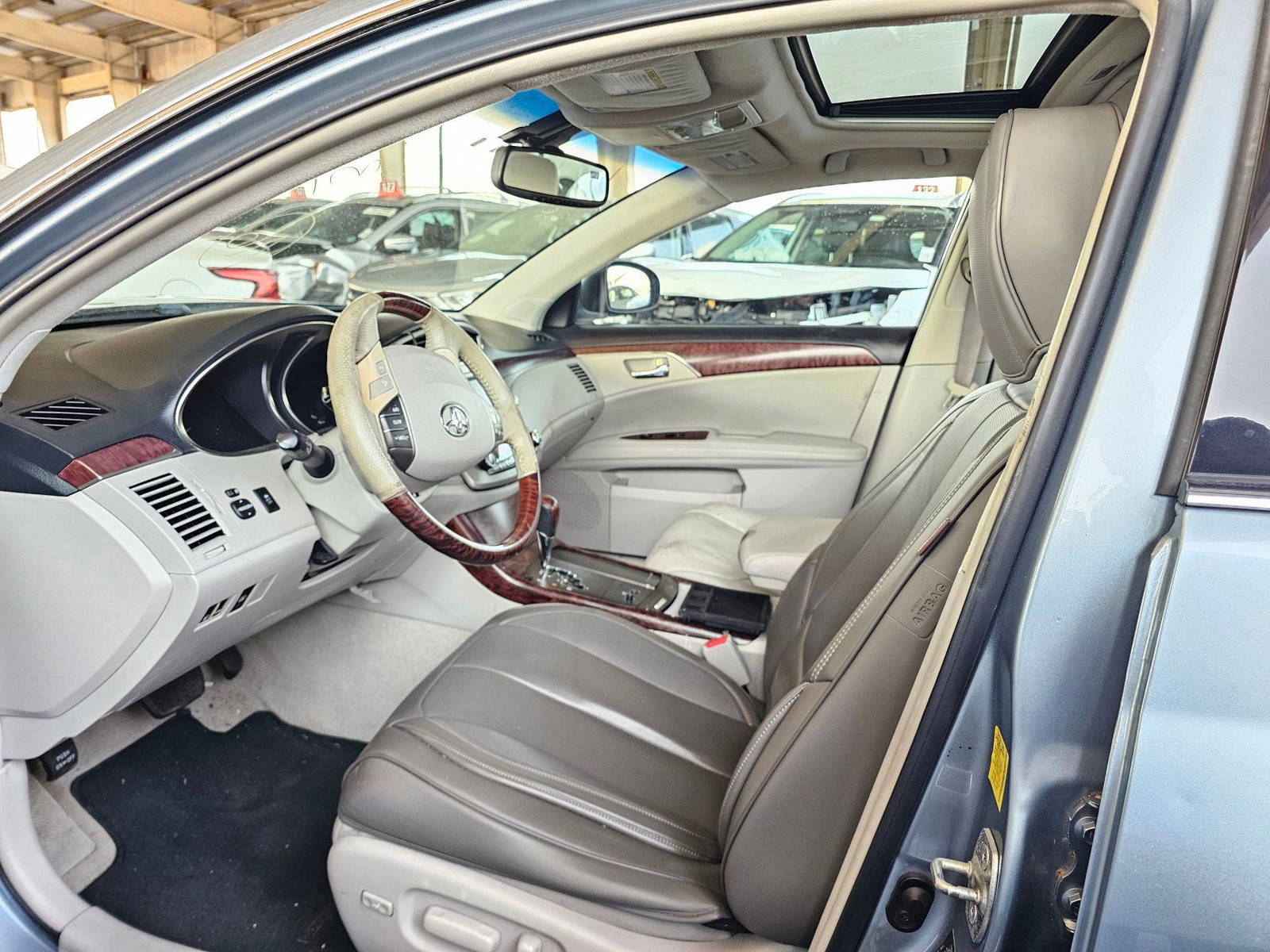 TOYOTA AVALON 2011 - Marhaba Auction Used Cars - Image 9