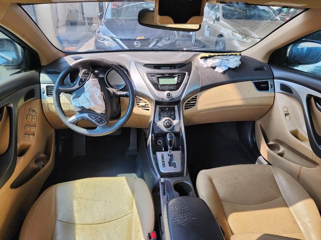 2013 HYUNDAI ELANTRA — 141445 Miles — Lot 53905494 — Souq - Marhaba Auctions Used Cars - Image 8
