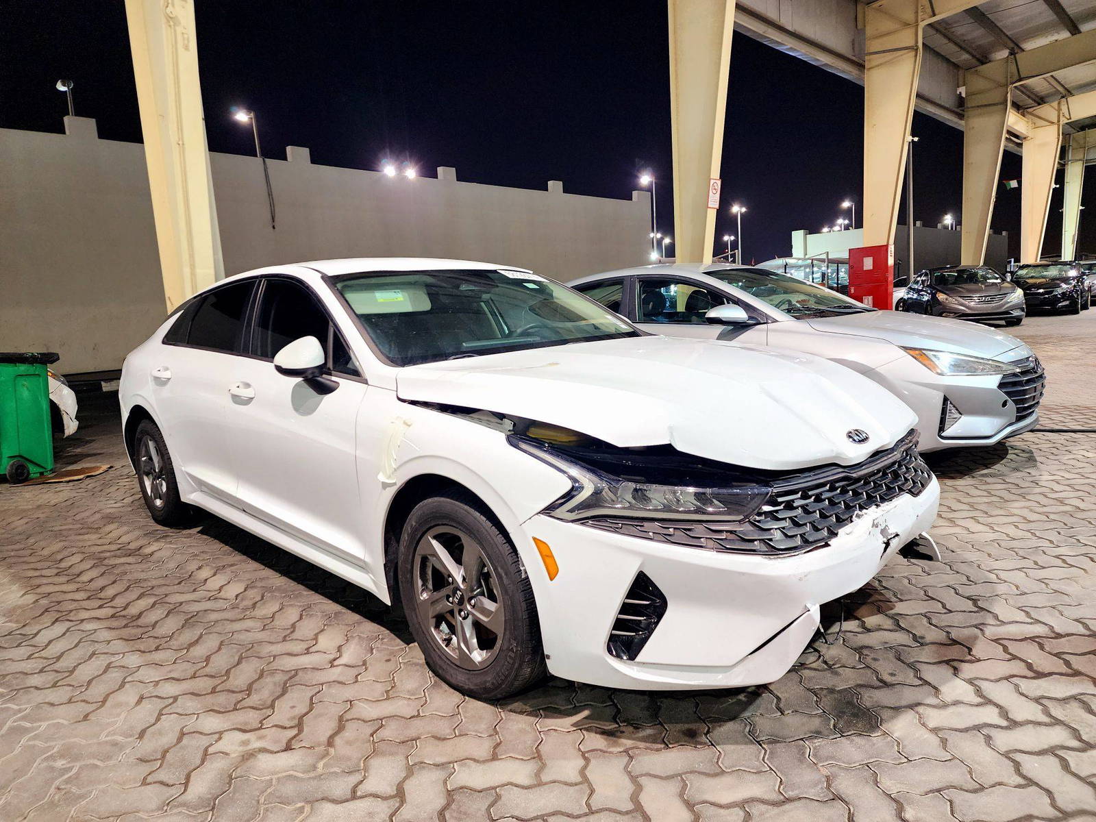2021 KIA K5 — 28116 Miles — Lot 68128414 — Souq - Marhaba Auctions Used Cars - Image 5