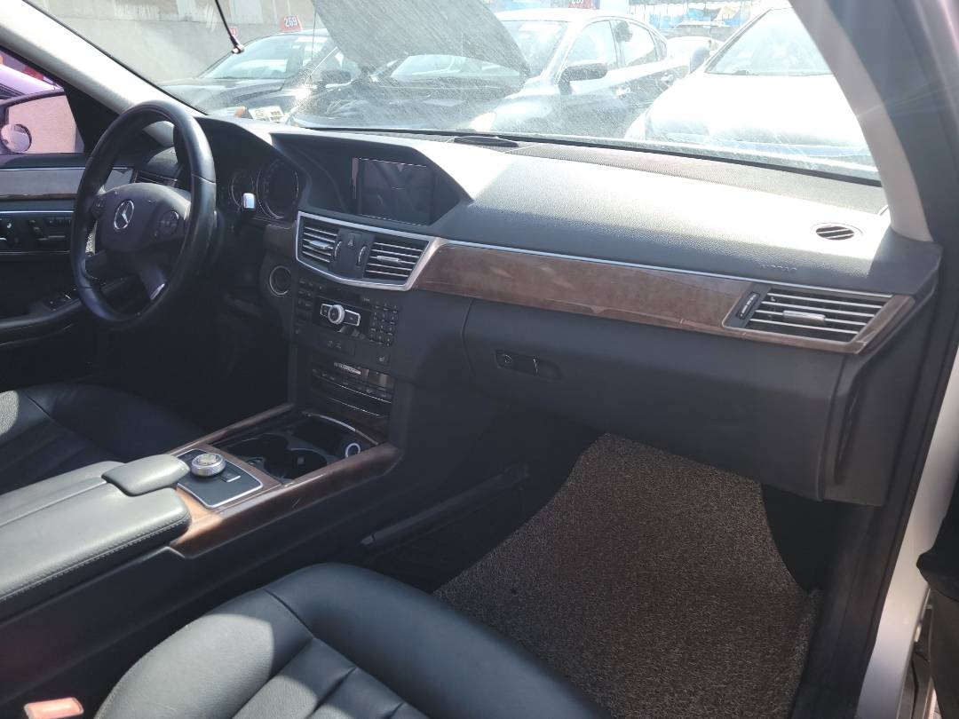 2012 MERCEDES BENZ E-300 — 135558 KM — Lot CA602943 - Marhaba Auctions Used Cars - Image 5