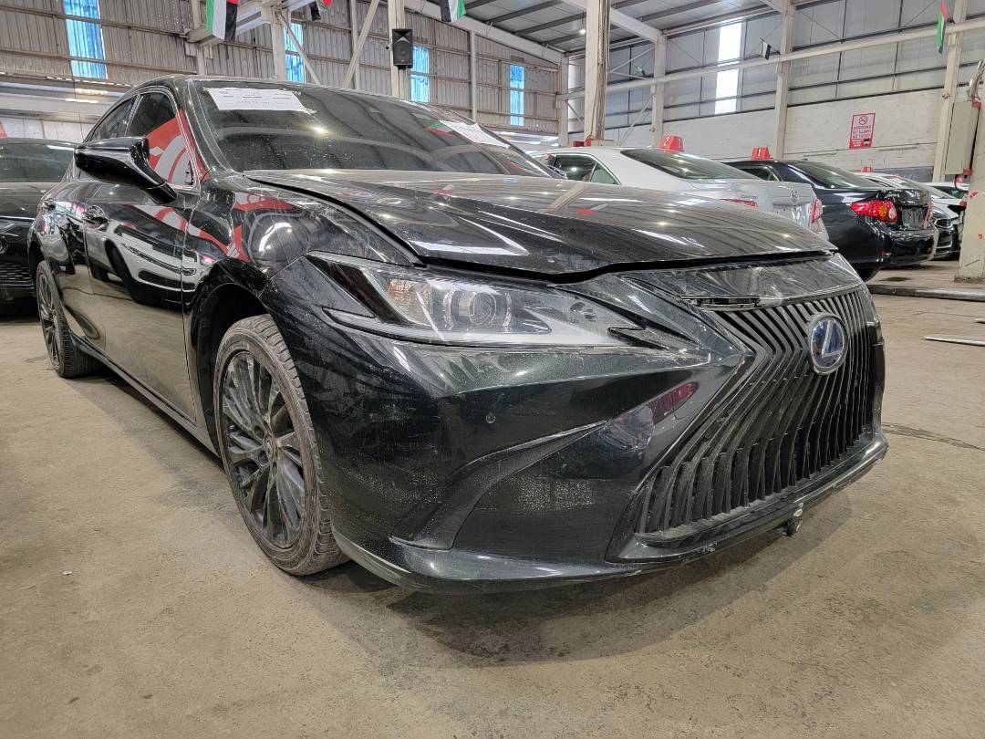 2021 LEXUS ES 300H — 7468 Miles — Lot 37550370 - Marhaba Auctions Used Cars - Image 6