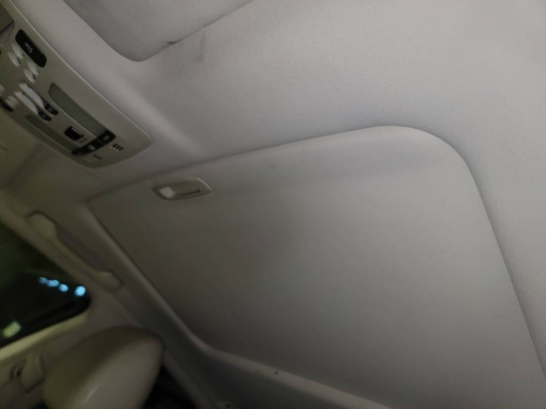 2010 LEXUS IS 250 — 247171 Miles — Lot 68401473 - Marhaba Auctions Used Cars - Image 9