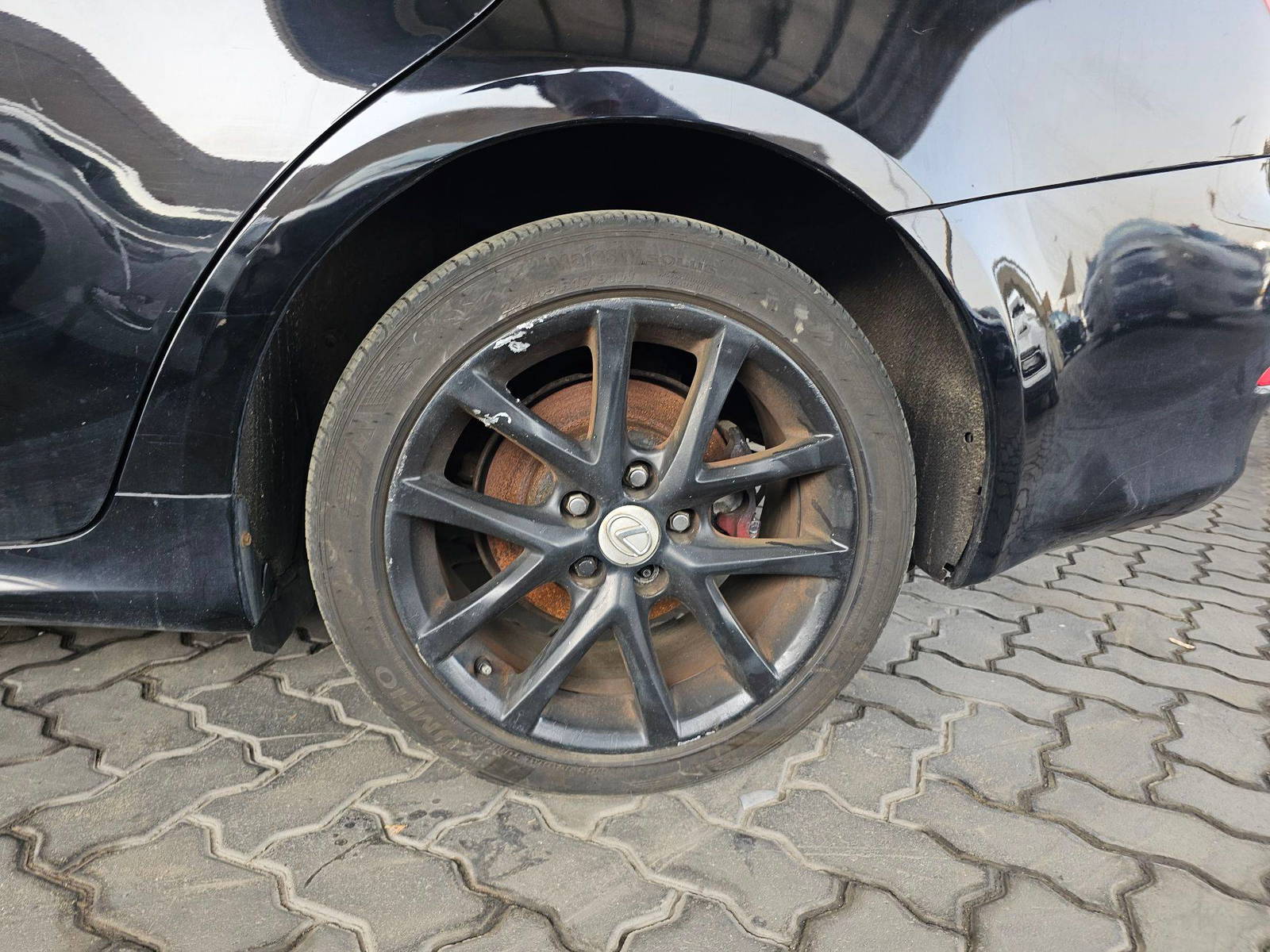2011 LEXUS IS 250 — 179376 Miles — Lot 49795435 — Souq - Marhaba Auctions Used Cars - Image 9