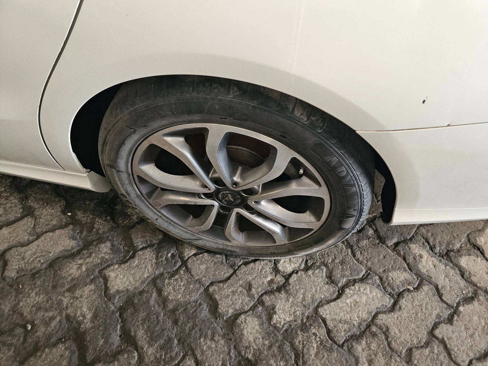 2015 MERCEDES BENZ CLA 250 — 178994 Miles — Lot XFN219282 — Main - Marhaba Auctions Used Cars - Image 6