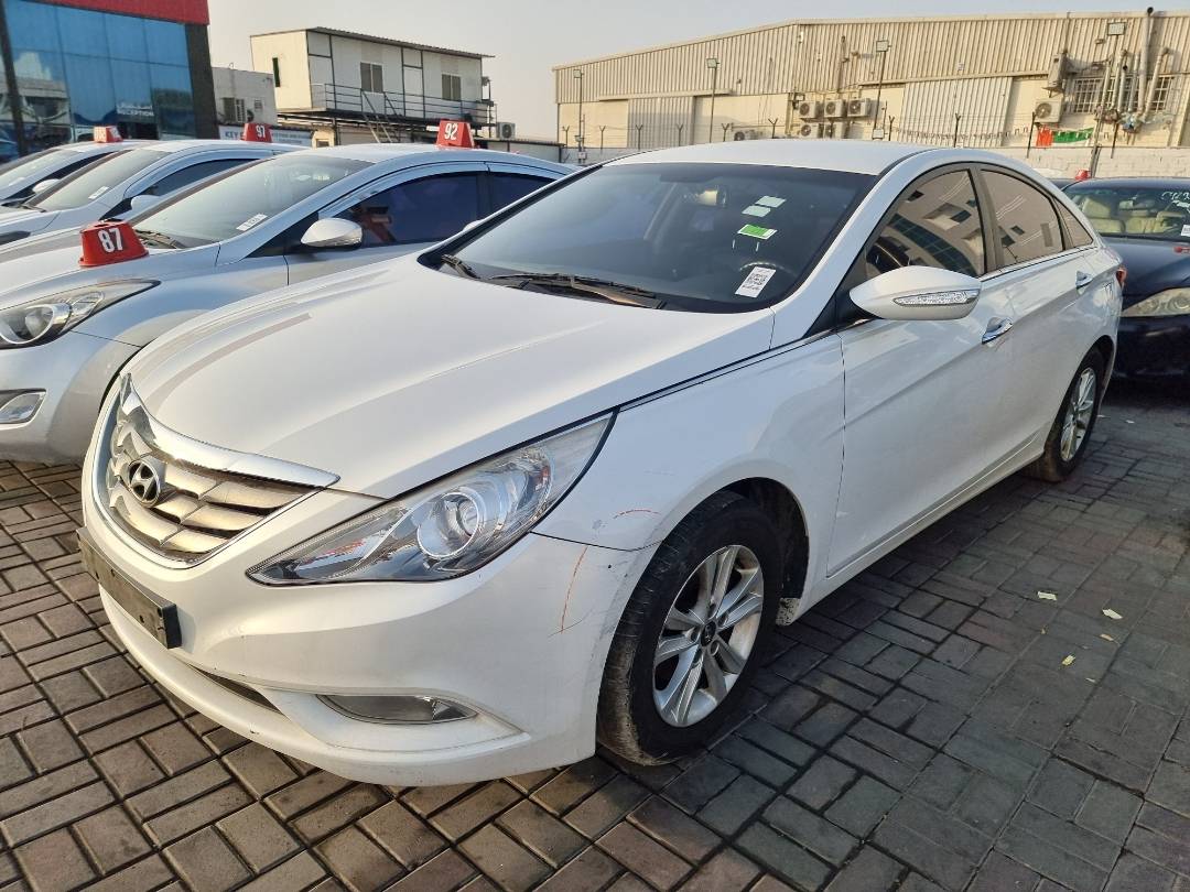 2011 HYUNDAI SONATA — 242127 KM — Lot 125487 — Ind. 12 - Marhaba Auctions Used Cars - Image 3