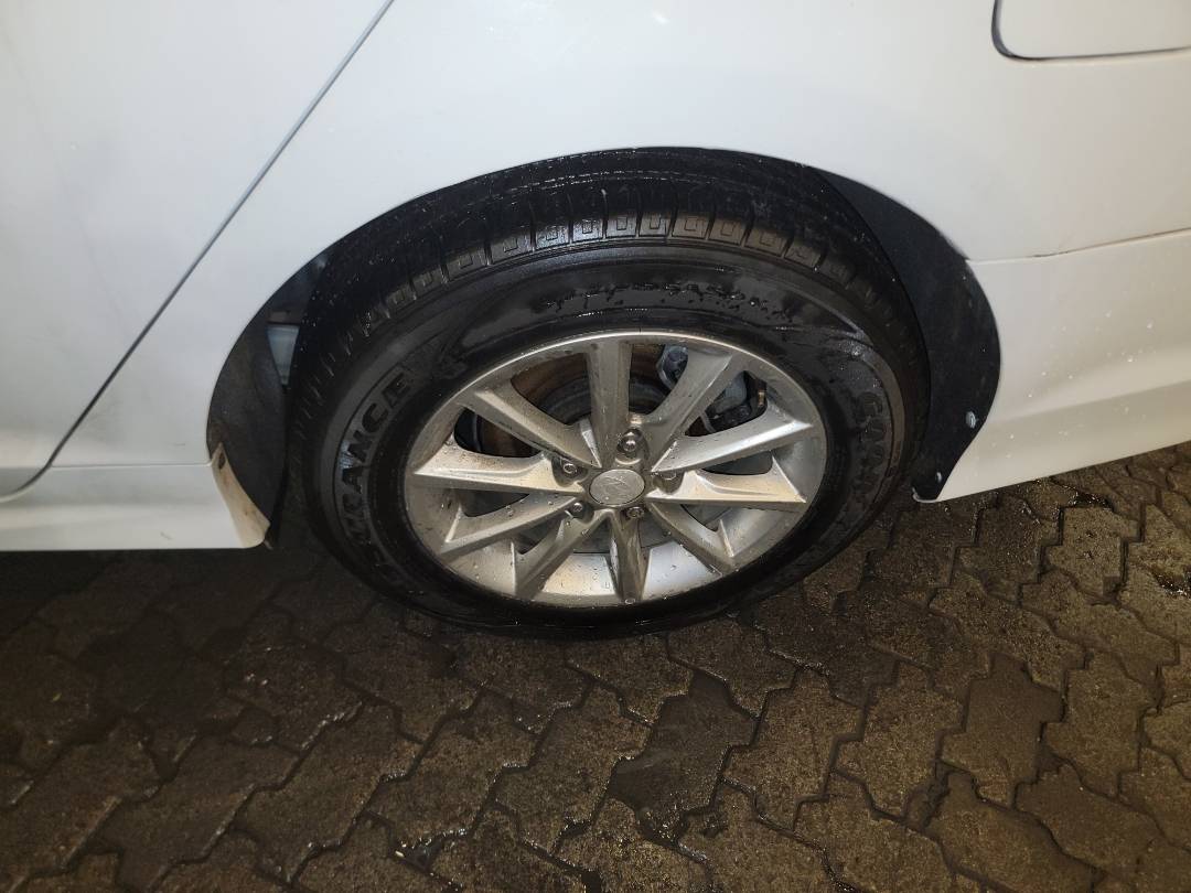 2018 HYUNDAI SONATA — 57426 Miles — Lot 37533803 - Marhaba Auctions Used Cars - Image 10