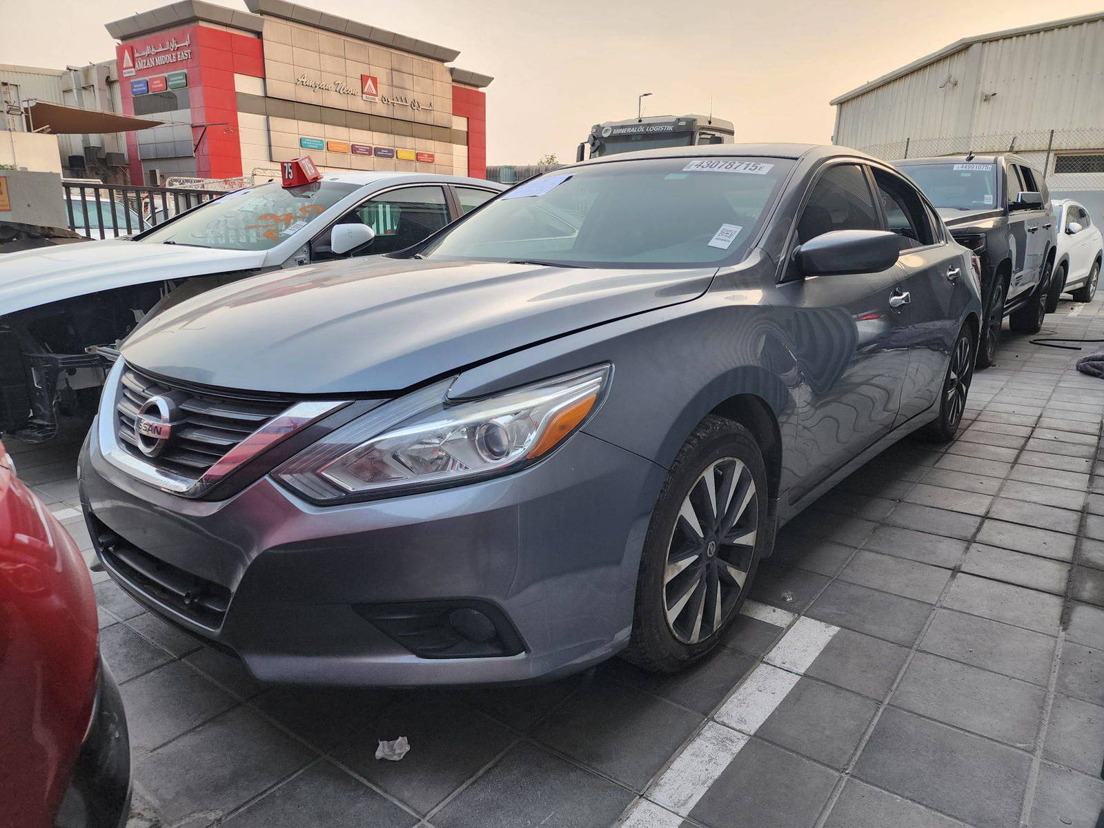 2016 NISSAN ALTIMA — 185709 KM — Lot 43078715 — Al Quoz - Marhaba Auctions Used Cars - Image 6
