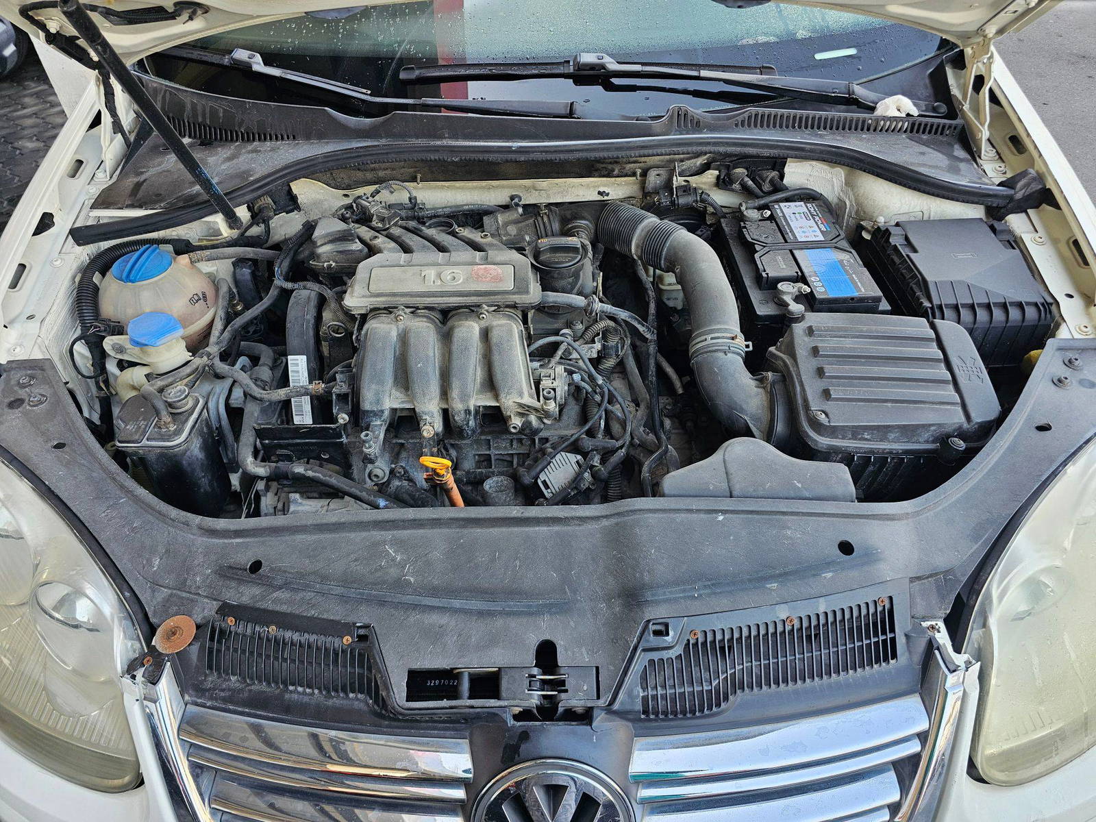 2008 VOLKSWAGEN JETTA — 231444 KM — Lot 1K58M081908 — Souq - Marhaba Auctions Used Cars - Image 12