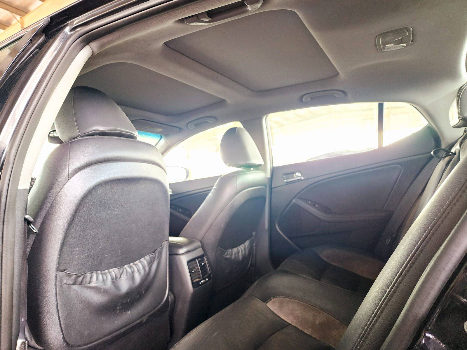 2012 KIA OPTIMA — 291745 Miles — Lot 63399224 — Souq - Marhaba Auctions Used Cars - Image 6