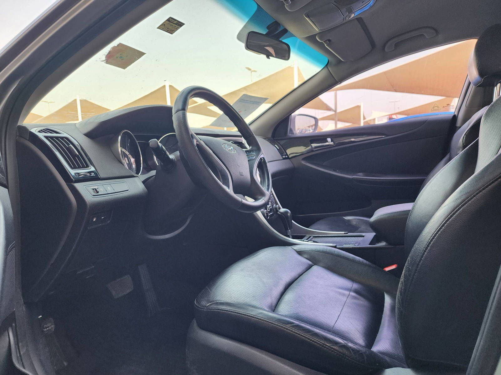 2010 HYUNDAI SONATA — 217645 KM — Lot BAA088310 — Souq - Marhaba Auctions Used Cars - Image 8