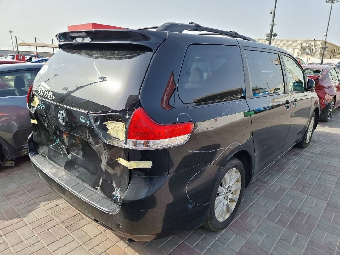 2013 TOYOTA SIENNA — 274412 Miles — Lot 25478 — Ind. 12 - Marhaba Auctions Used Cars - Image 5