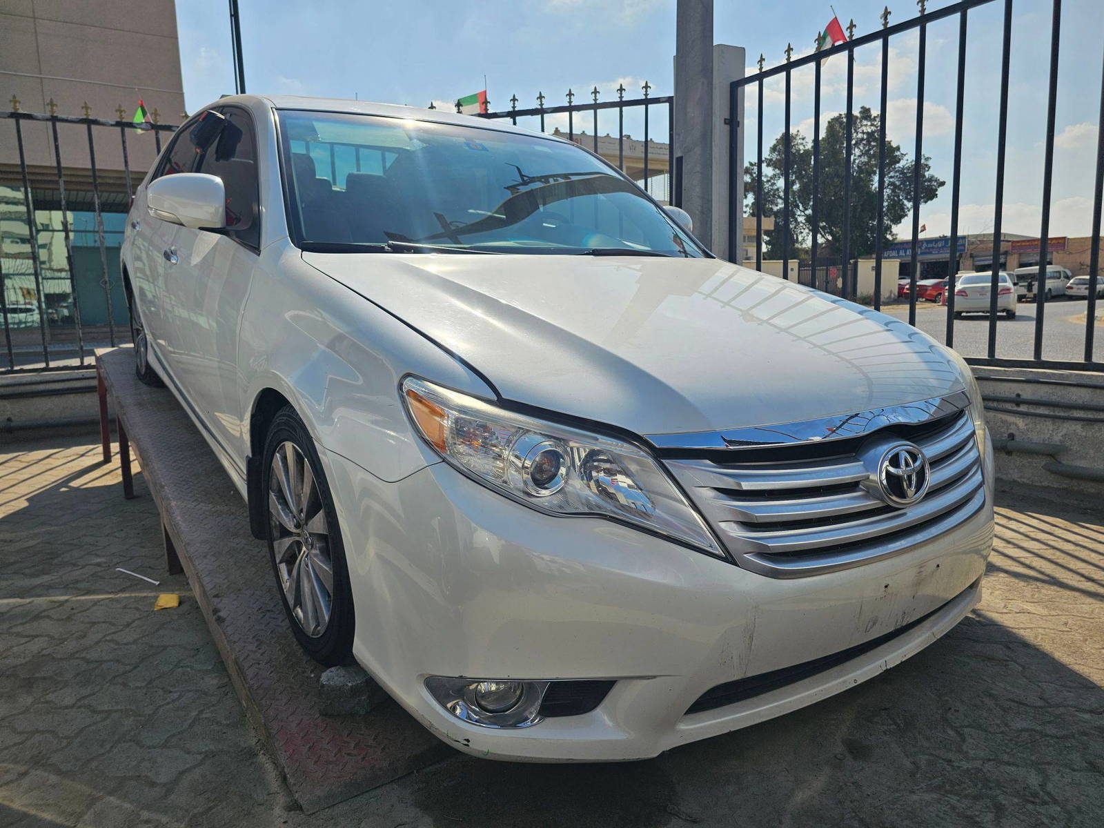 2012 TOYOTA AVALON — 133997 Miles — Lot 8CU458720 — Main - Marhaba Auctions Used Cars - Image 3