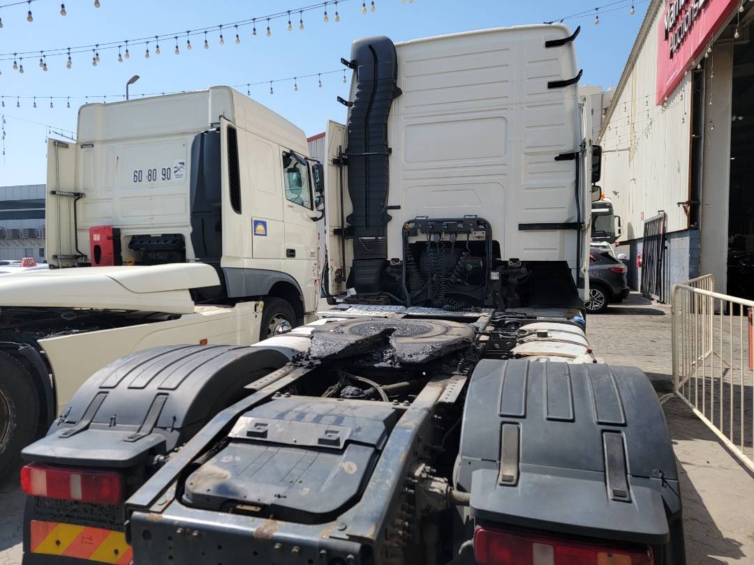 2013 VOLVO FH-Series — 1674327 KM — Lot 61018 — Main - Marhaba Auctions Used Cars - Image 4