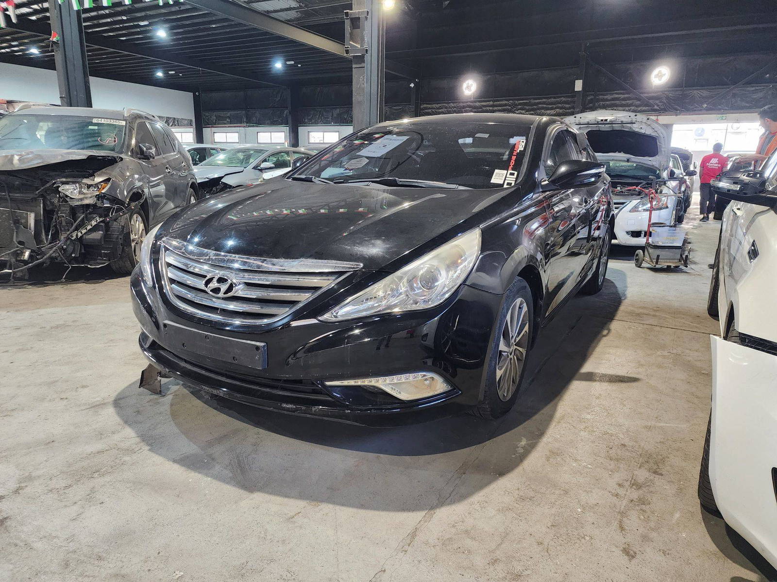 2014 HYUNDAI SONATA — 210774 KM — Lot 655199 — Al Quoz - Marhaba Auctions Used Cars - Image 3
