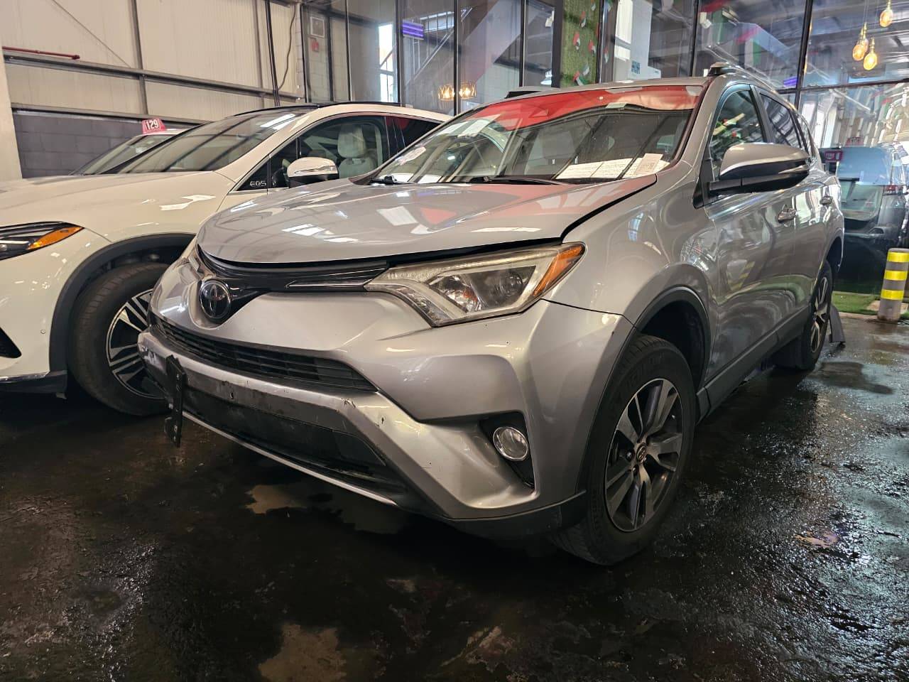 TOYOTA RAV4 2018 view 2