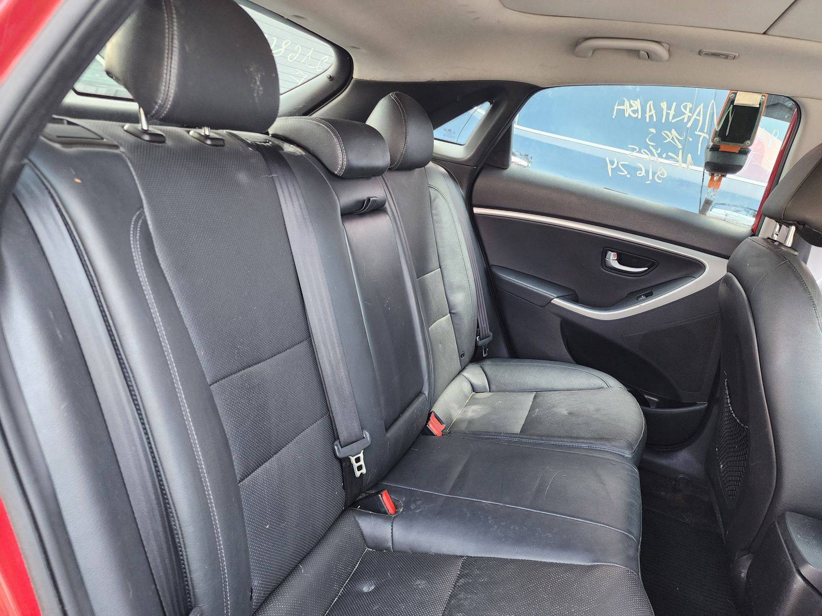 2014 HYUNDAI ELANTRA GT — 135410 Miles — Lot 16868 — Al Quoz - Marhaba Auctions Used Cars - Image 7