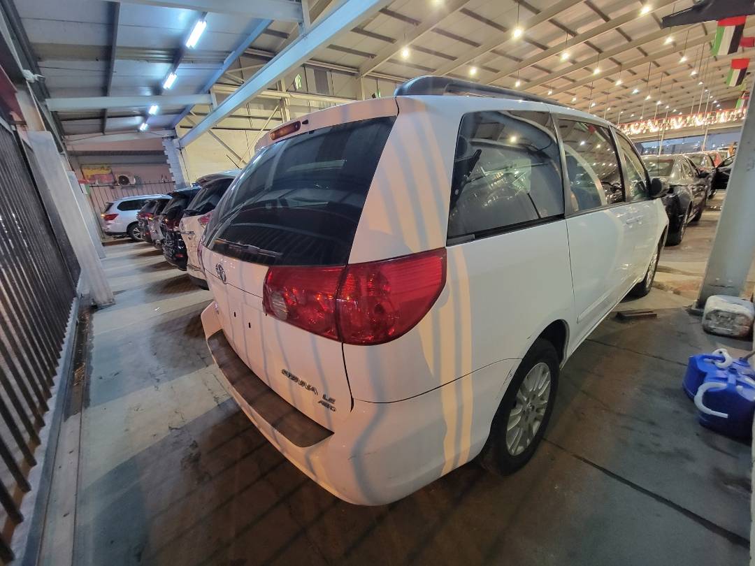 2007 TOYOTA SIENNA — 202397 Miles — Lot 40306014 — Main - Marhaba Auctions Used Cars - Image 5