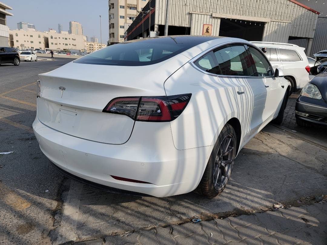 TESLA MODEL 3 2020 - Marhaba Auction Used Cars - Image 3