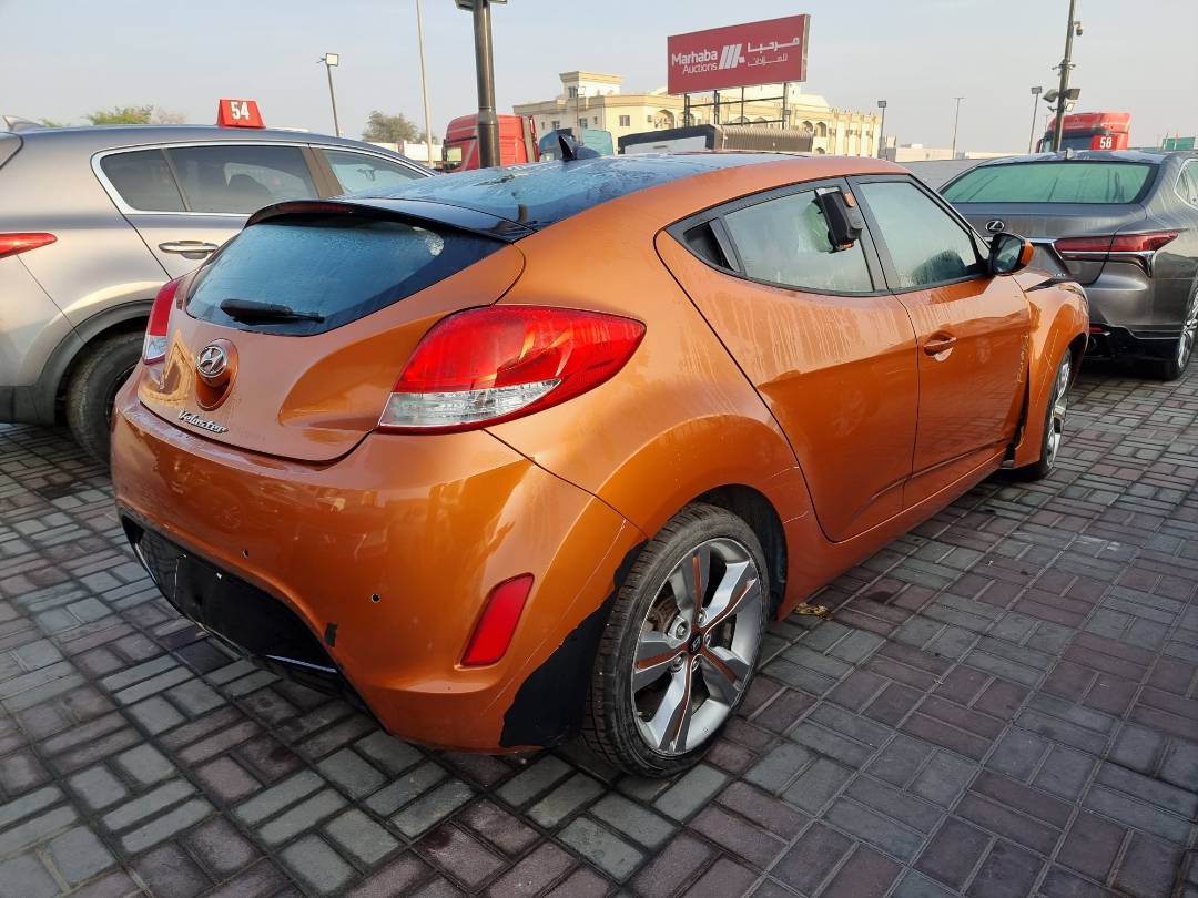 2013 HYUNDAI VELOSTER — 127032 Miles — Lot 114443 — Ind. 12 - Marhaba Auctions Used Cars - Image 4