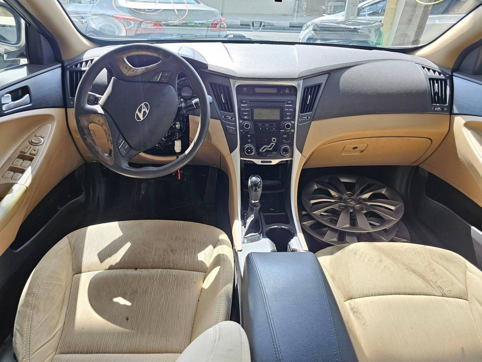 2012 HYUNDAI SONATA — 108418 Miles — Lot 3CH323787 — Souq - Marhaba Auctions Used Cars - Image 7