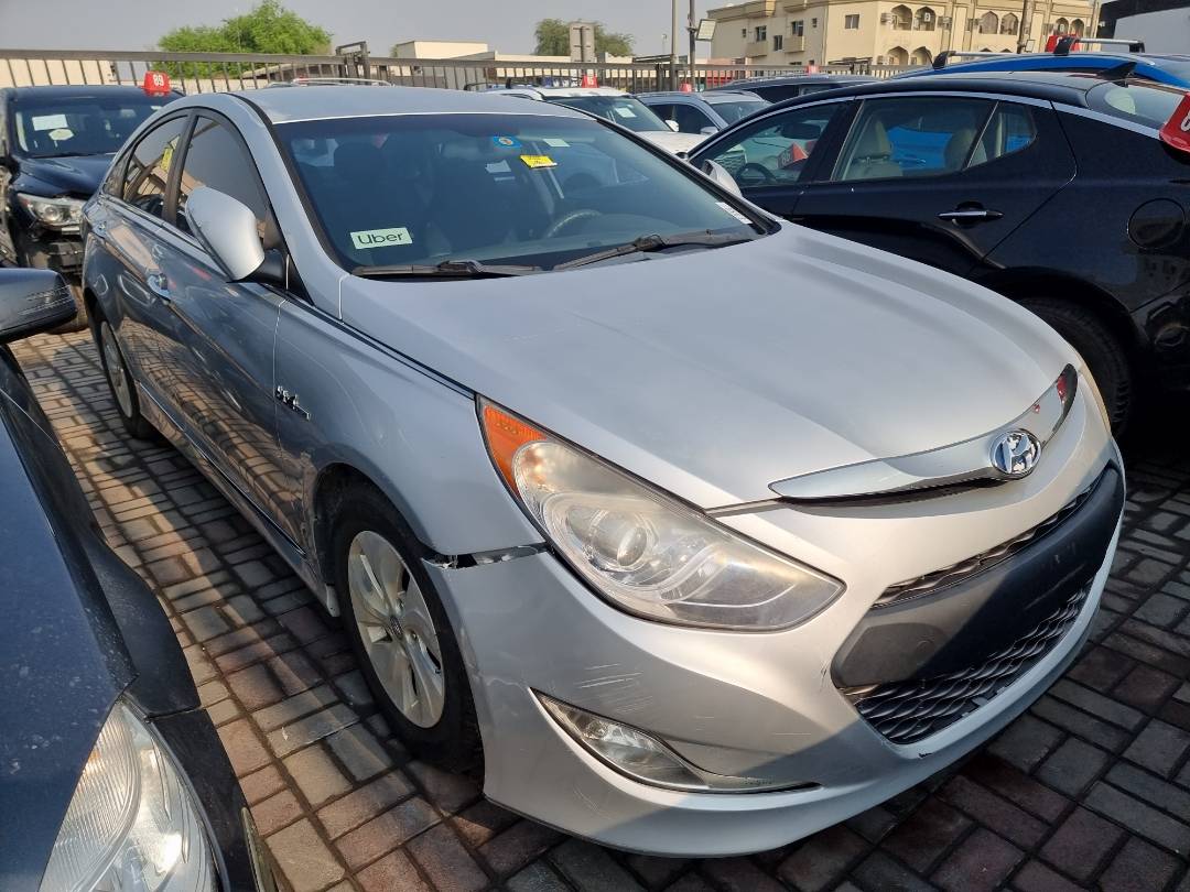2014 HYUNDAI SONATA — 169556 Miles — Lot 46EA110229 — Ind. 12 - Marhaba Auctions Used Cars - Image 3