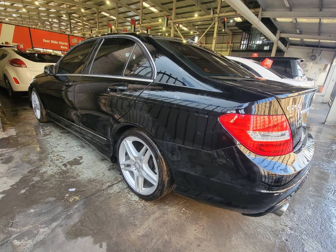 2014 MERCEDES BENZ C 250 — 149927 Miles — Lot 915595 — Main - Marhaba Auctions Used Cars - Image 5