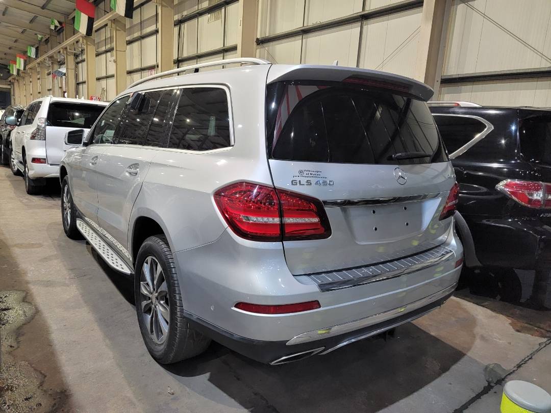 2017 MERCEDES BENZ GLS 450 — 144753 Miles — Lot HA906374 — Main - Marhaba Auctions Used Cars - Image 3