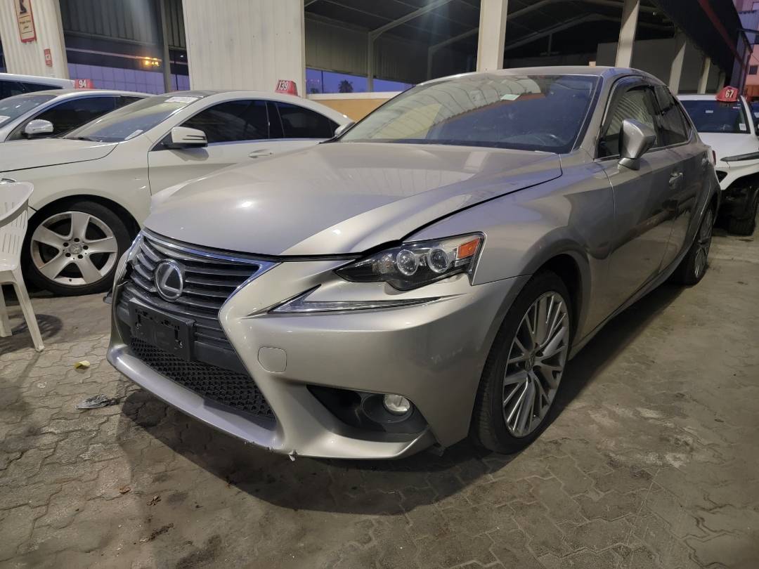 2016 LEXUS IS 200T — 112939 Miles — Lot G5021226 — Main - Marhaba Auctions Used Cars - Image 5