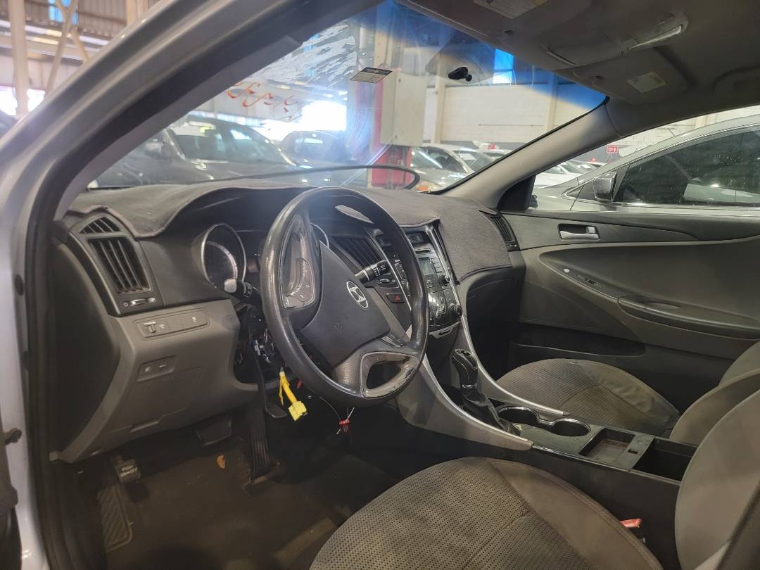 2011 HYUNDAI SONATA — 146992 Miles — Lot 39093308 — Main - Marhaba Auctions Used Cars - Image 6
