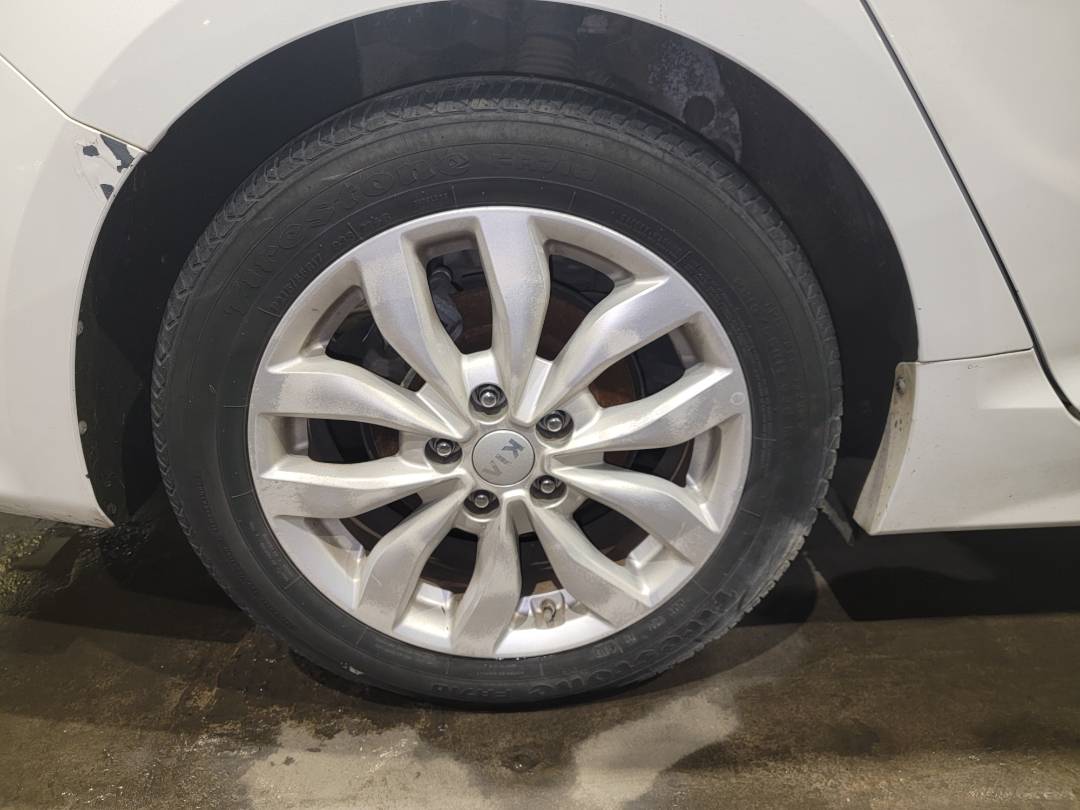 2015 KIA OPTIMA — 137296 Miles — Lot 62354923 - Marhaba Auctions Used Cars - Image 4