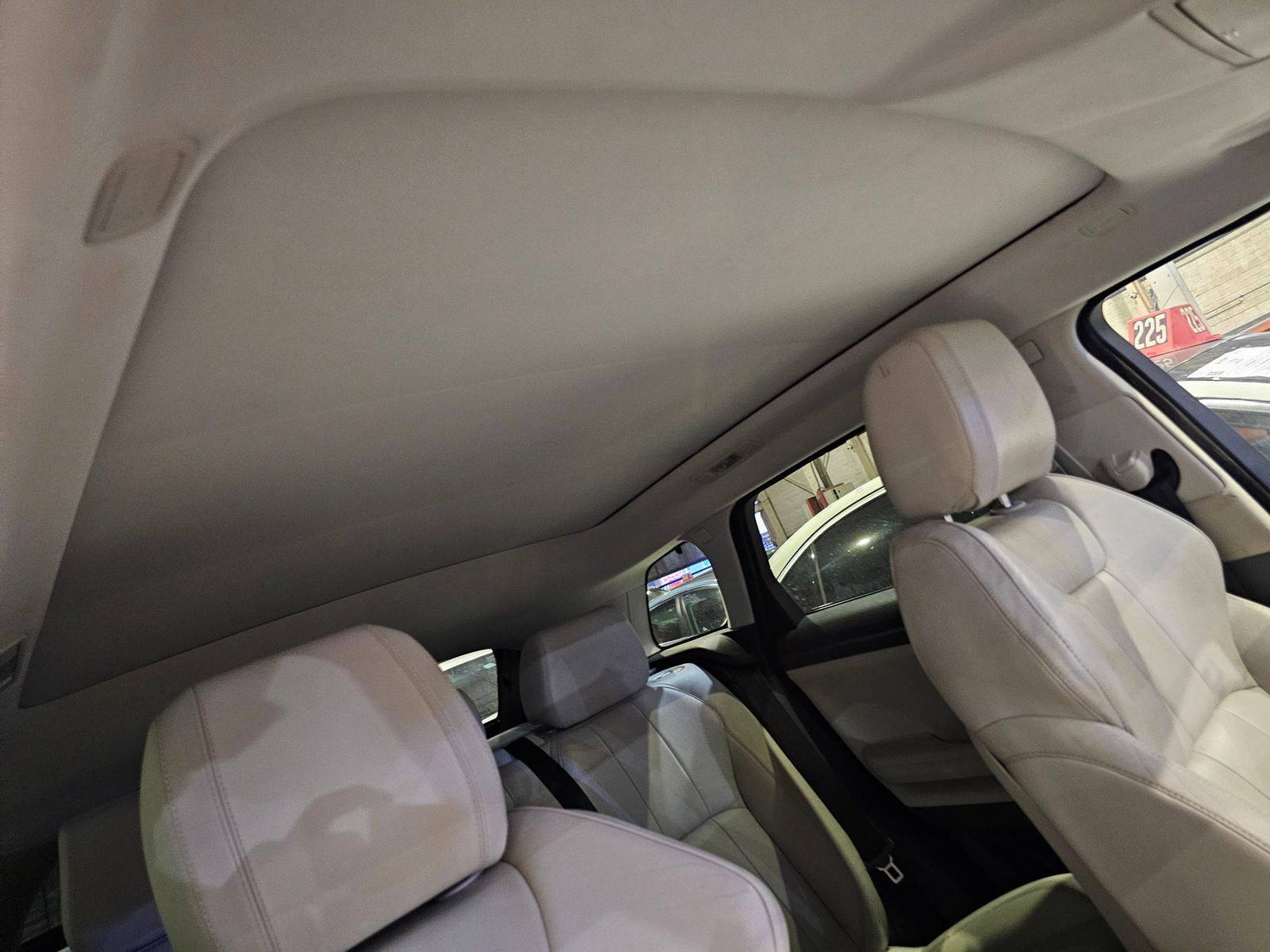 LAND ROVER RANGE ROVER 2017 - Marhaba Auction Used Cars - Image 10
