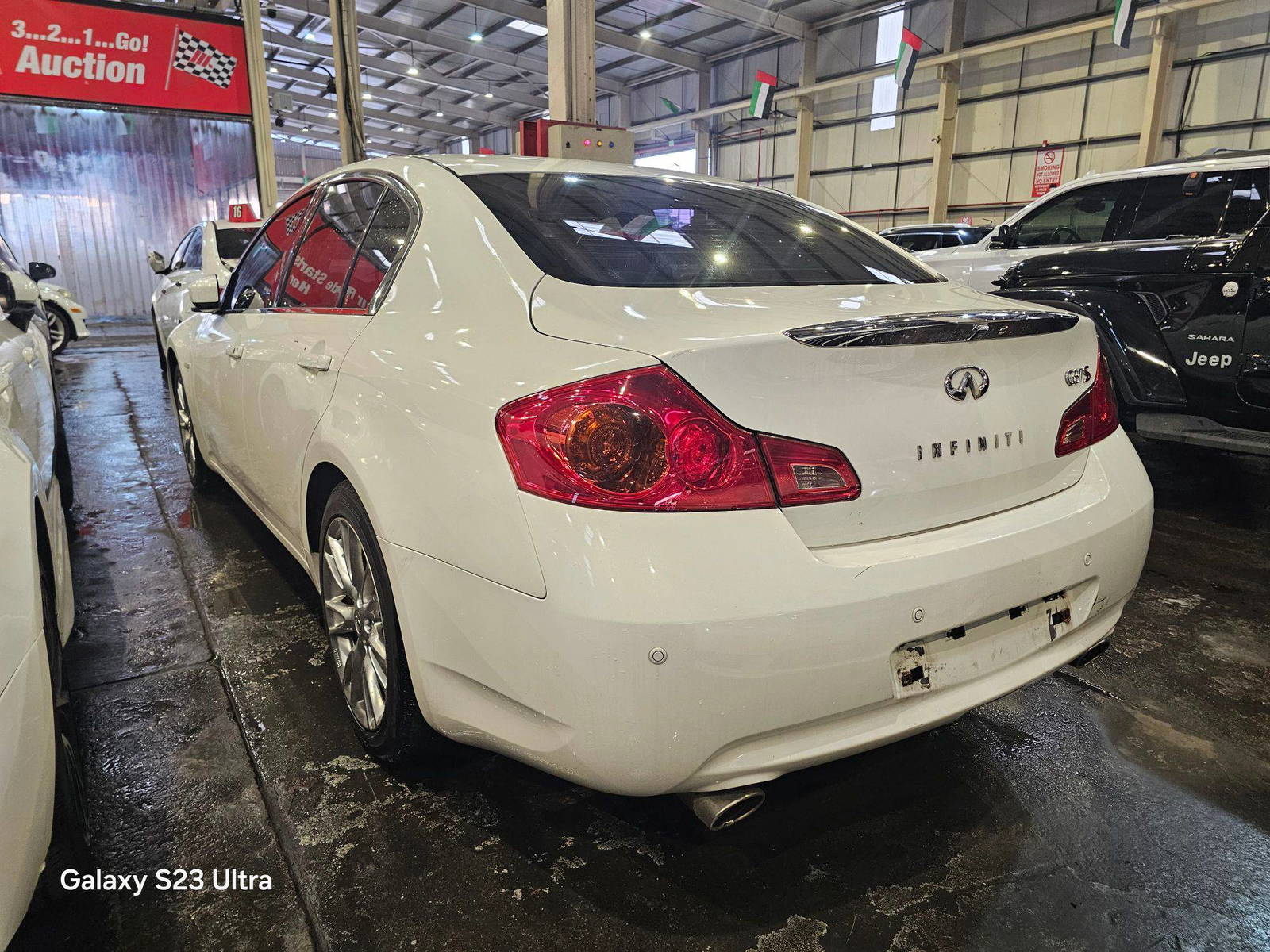 2010 INFINITI G37S — 174213 KM — Lot AM411303 — Main - Marhaba Auctions Used Cars - Image 5