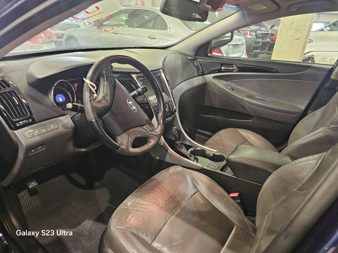2013 HYUNDAI SONATA — 272532 Miles — Lot XDH619159 — Main - Marhaba Auctions Used Cars - Image 6