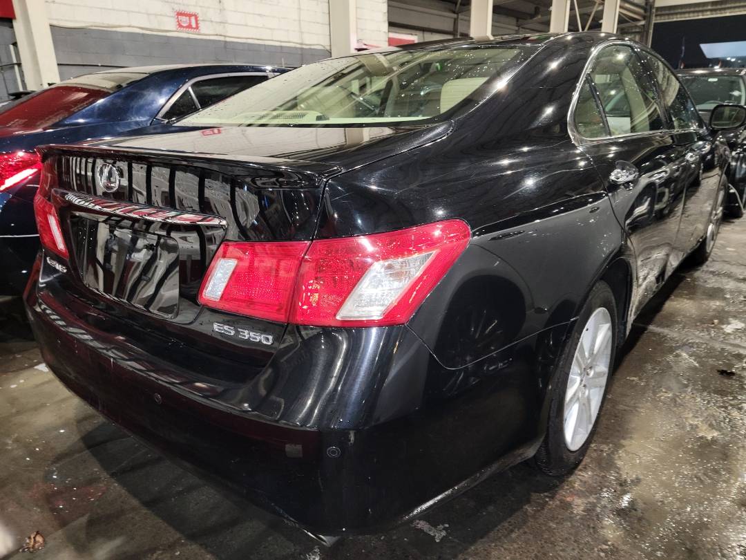 2008 LEXUS ES 350 — 225308 Miles — Lot 37227504 - Marhaba Auctions Used Cars - Image 9