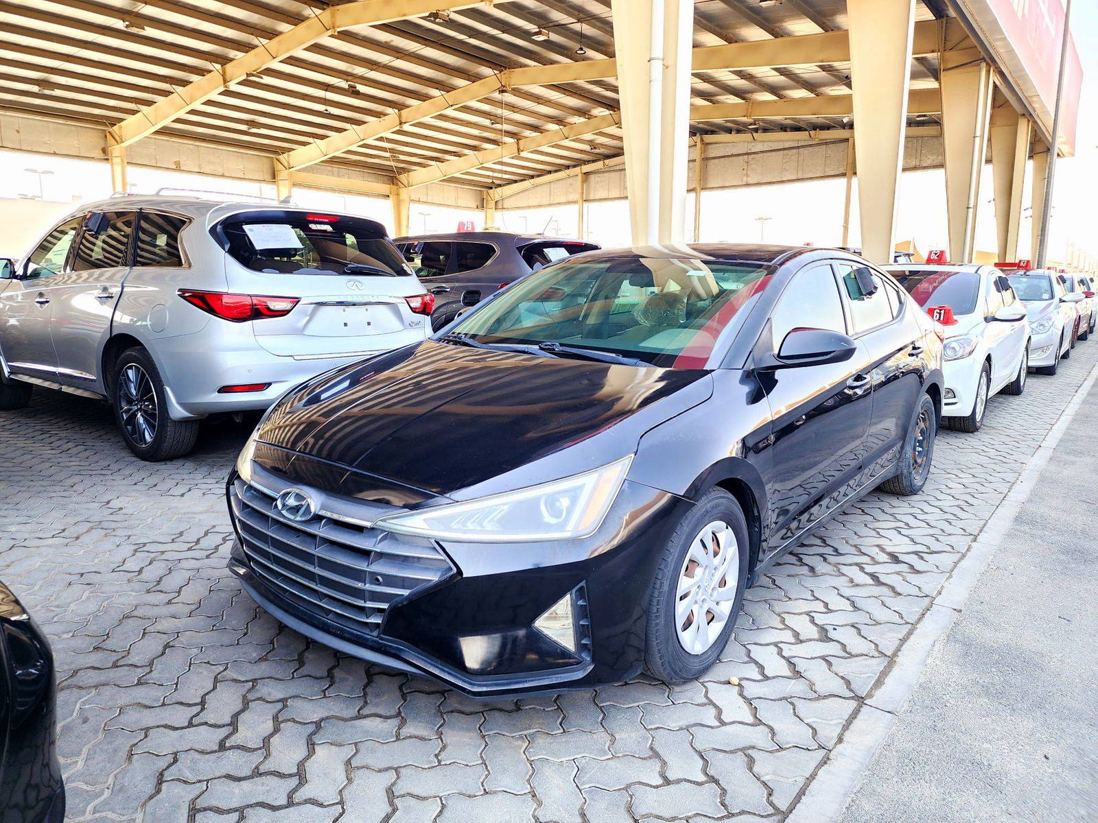 2019 HYUNDAI ELANTRA — 48224 Miles — Lot F4KH487875 — Souq - Marhaba Auctions Used Cars - Image 5