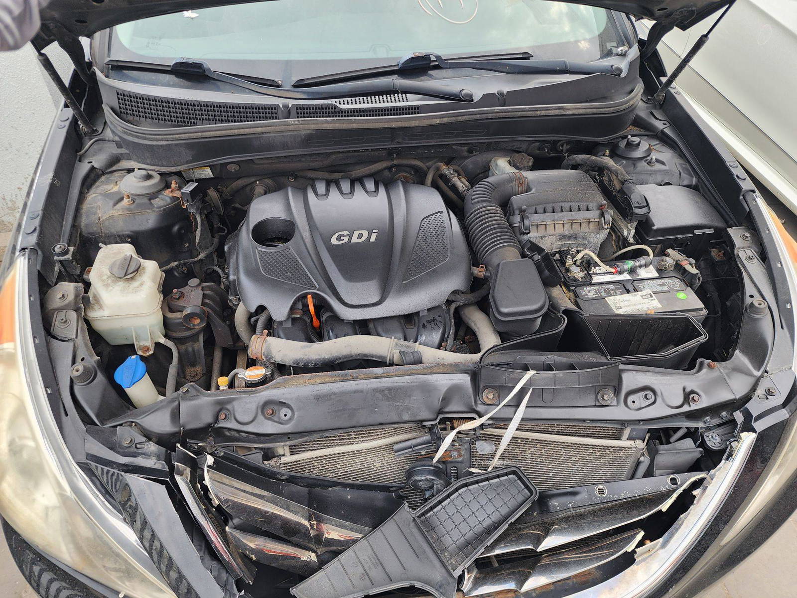 2011 HYUNDAI SONATA — 227486 Miles — Lot H144077 — Al Quoz - Marhaba Auctions Used Cars - Image 13