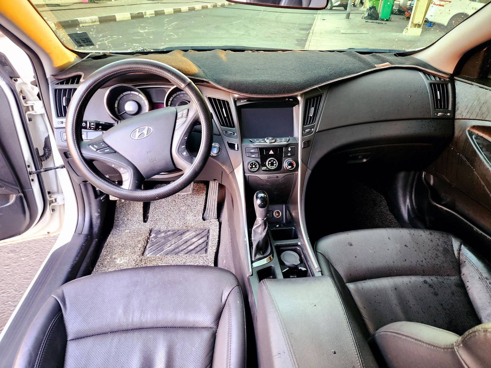 2013 HYUNDAI SONATA — 246033 KM — Lot 524990 — Souq - Marhaba Auctions Used Cars - Image 7