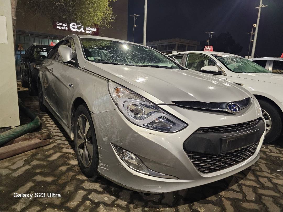 2012 HYUNDAI SONATA — 191965 KM — Lot 010528 — Main - Marhaba Auctions Used Cars - Image 3