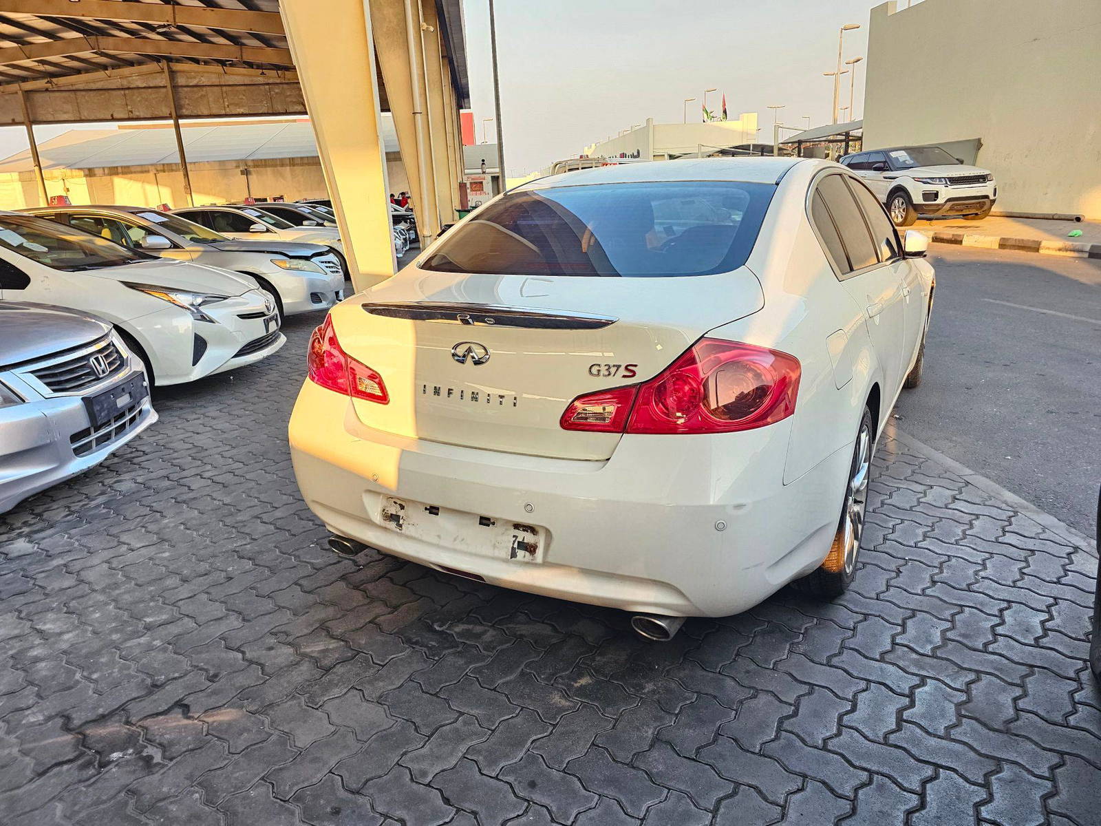 INFINITI G37S 2010 - Marhaba Auction Used Cars - Image 3