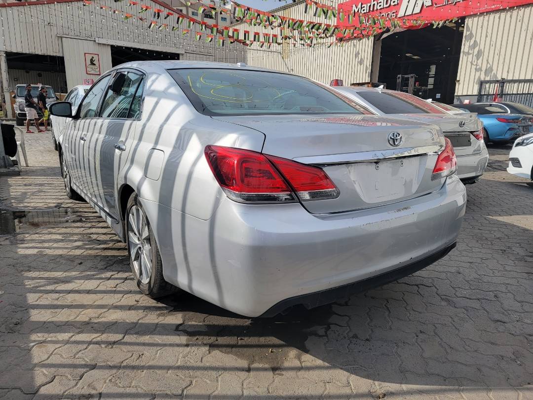 2011 TOYOTA AVALON — 187736 Miles — Lot BU413165 — Main - Marhaba Auctions Used Cars - Image 3