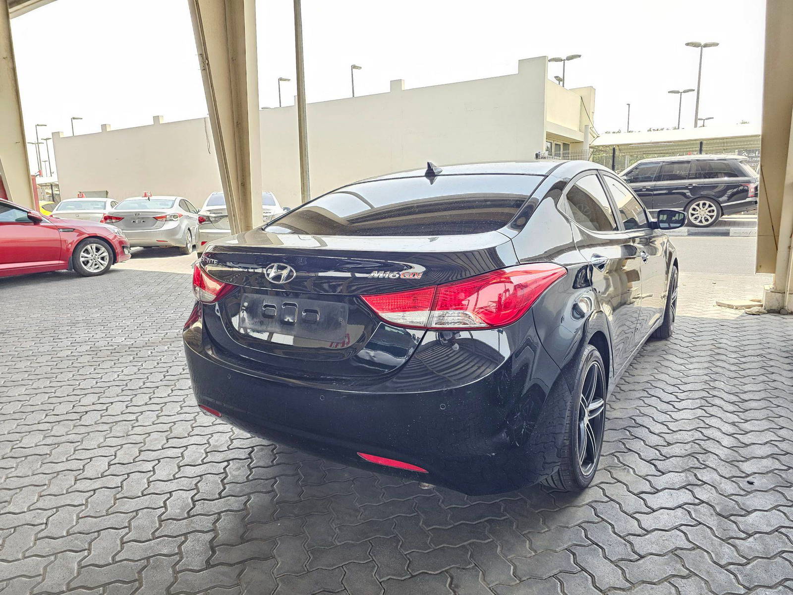 2011 HYUNDAI AVANTE — 121775 KM — Lot 062915 — Souq - Marhaba Auctions Used Cars - Image 3