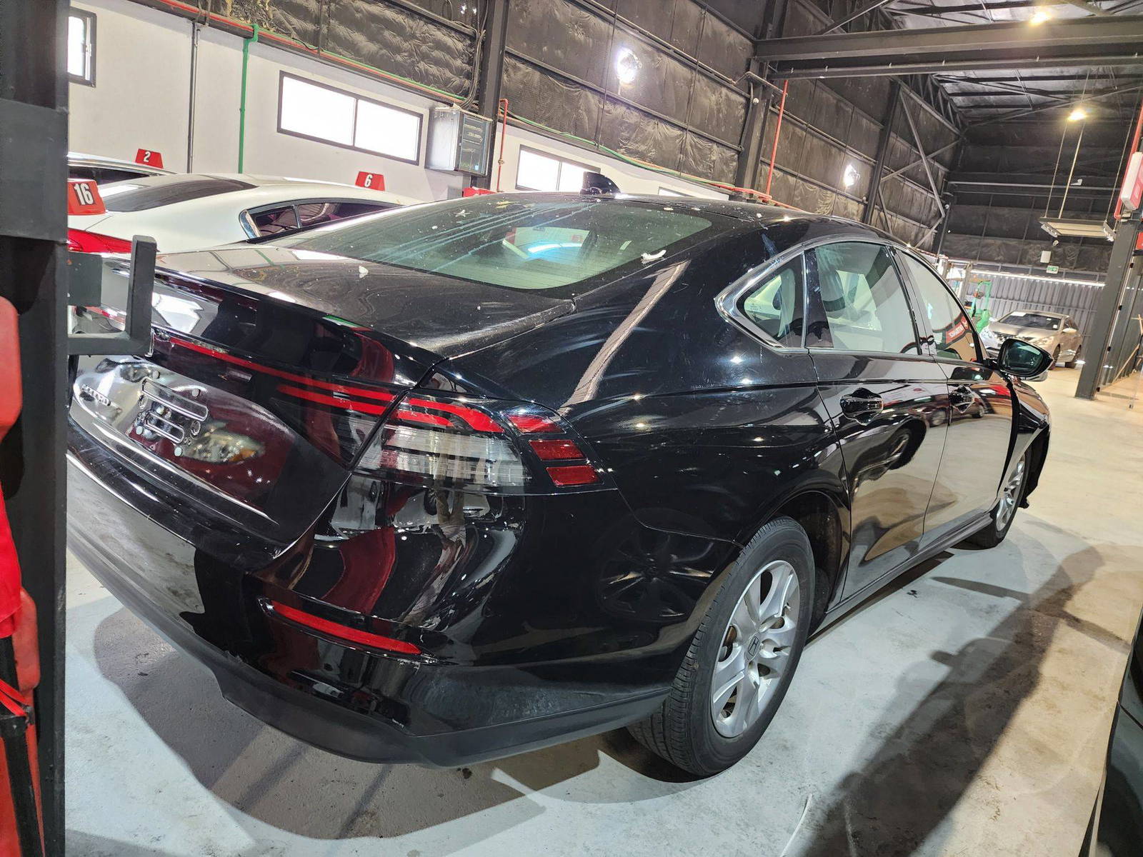 2024 HONDA ACCORD — 4340 Miles — Lot 40009788 — Main - Marhaba Auctions Used Cars - Image 4