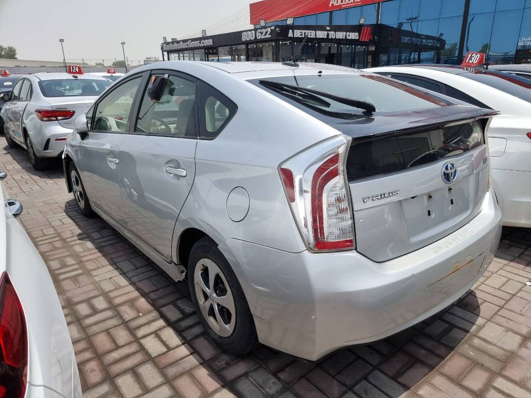 2012 TOYOTA PRIUS — 274519 Miles — Lot 215478 — Ind. 12 - Marhaba Auctions Used Cars - Image 5