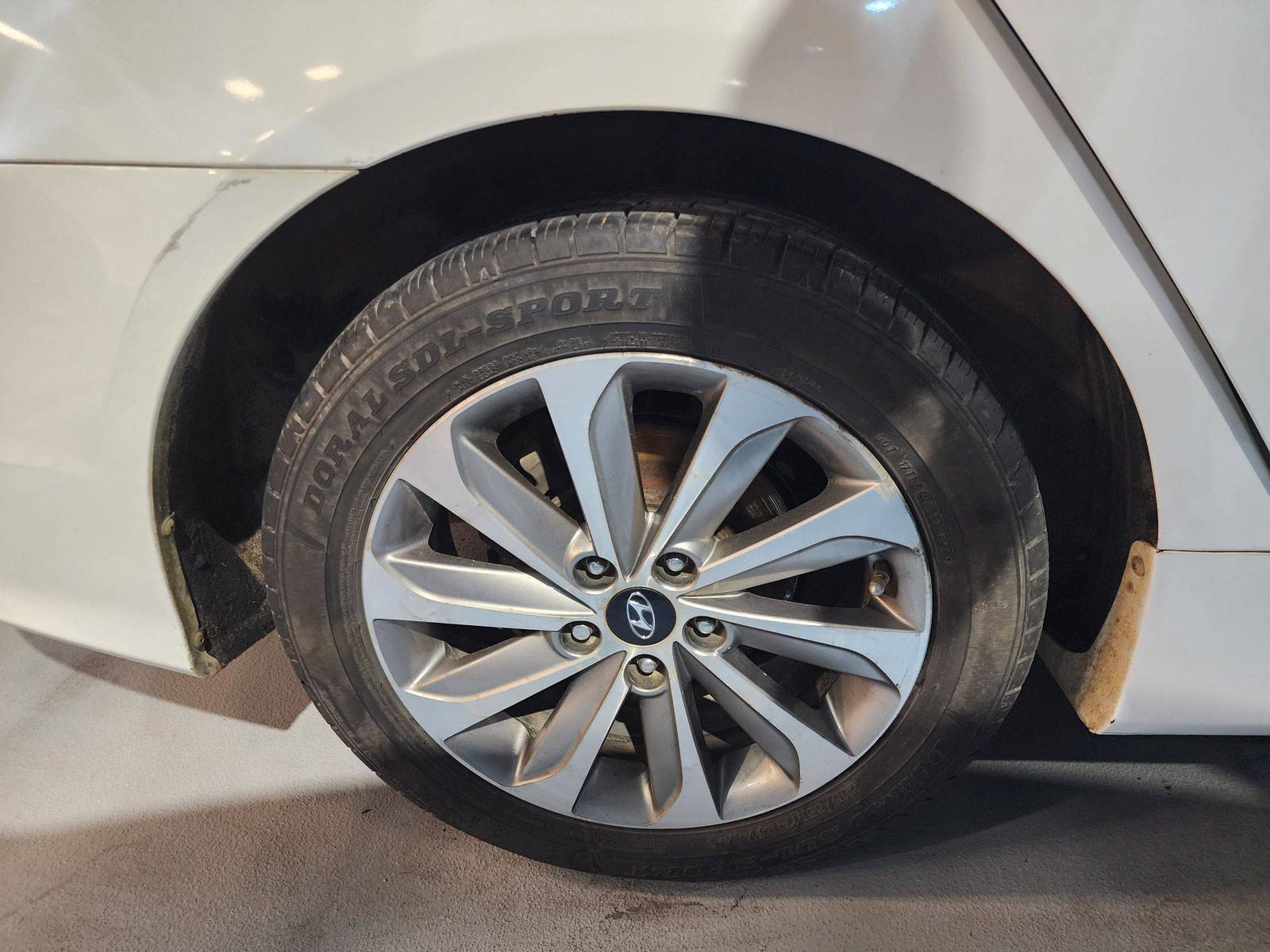 2014 HYUNDAI SONATA — 264446 Miles — Lot 39875371 — Al Quoz - Marhaba Auctions Used Cars - Image 11