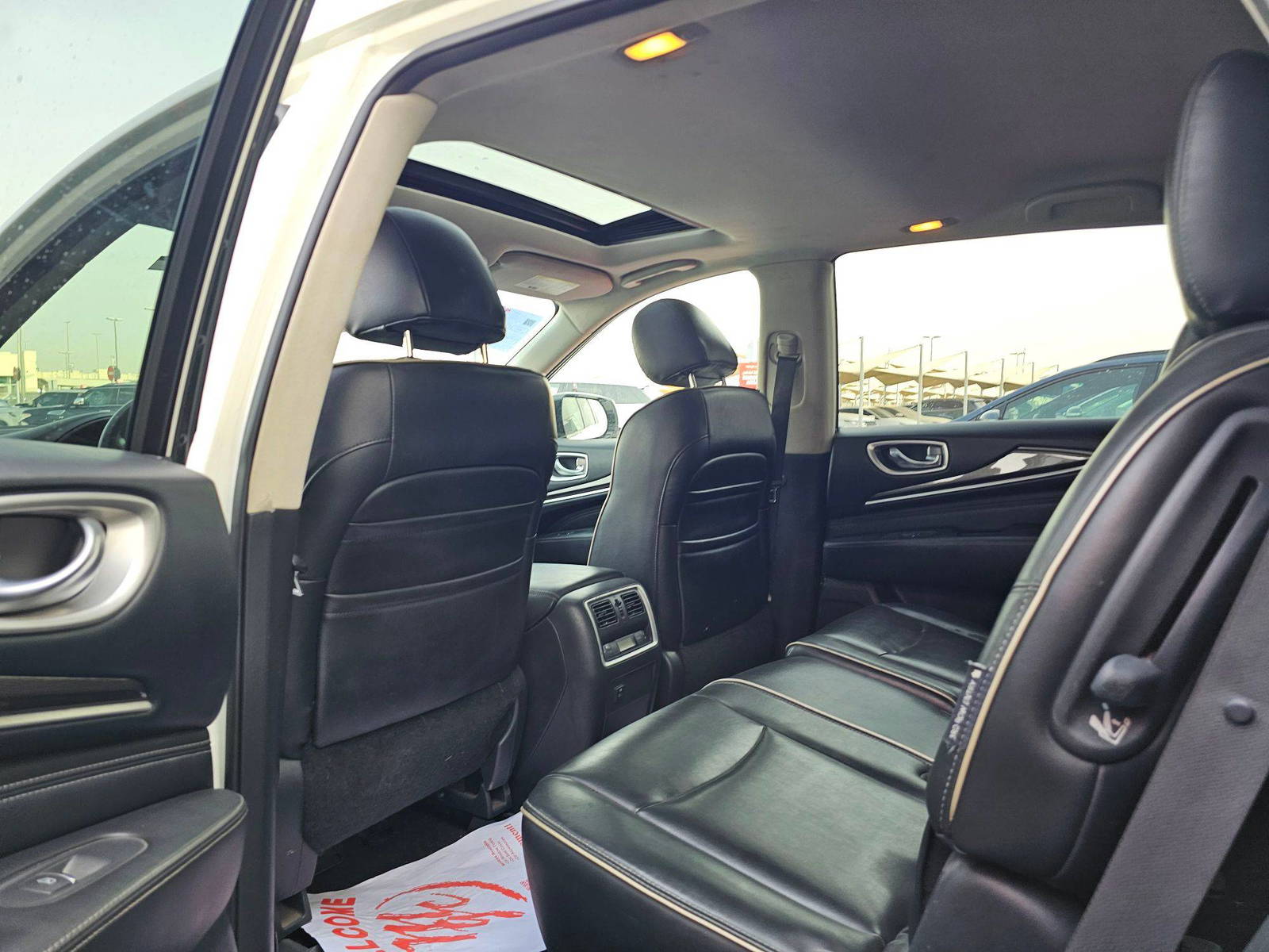 2019 INFINITI QX60 — 159573 Miles — Lot MM0KC506351 — Souq - Marhaba Auctions Used Cars - Image 6