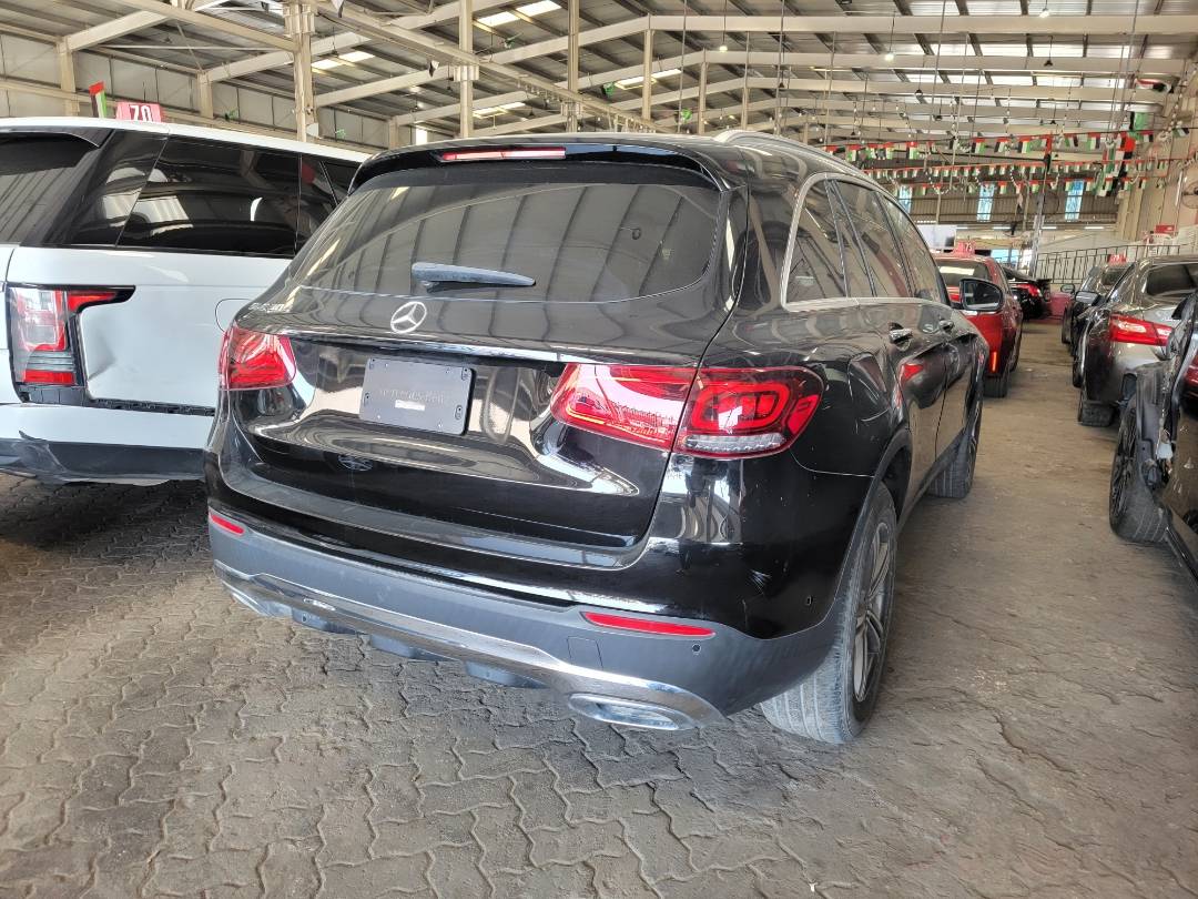 2020 MERCEDES BENZ GLC-300 — 21179 Miles — Lot BXLF859077 — Main - Marhaba Auctions Used Cars - Image 4
