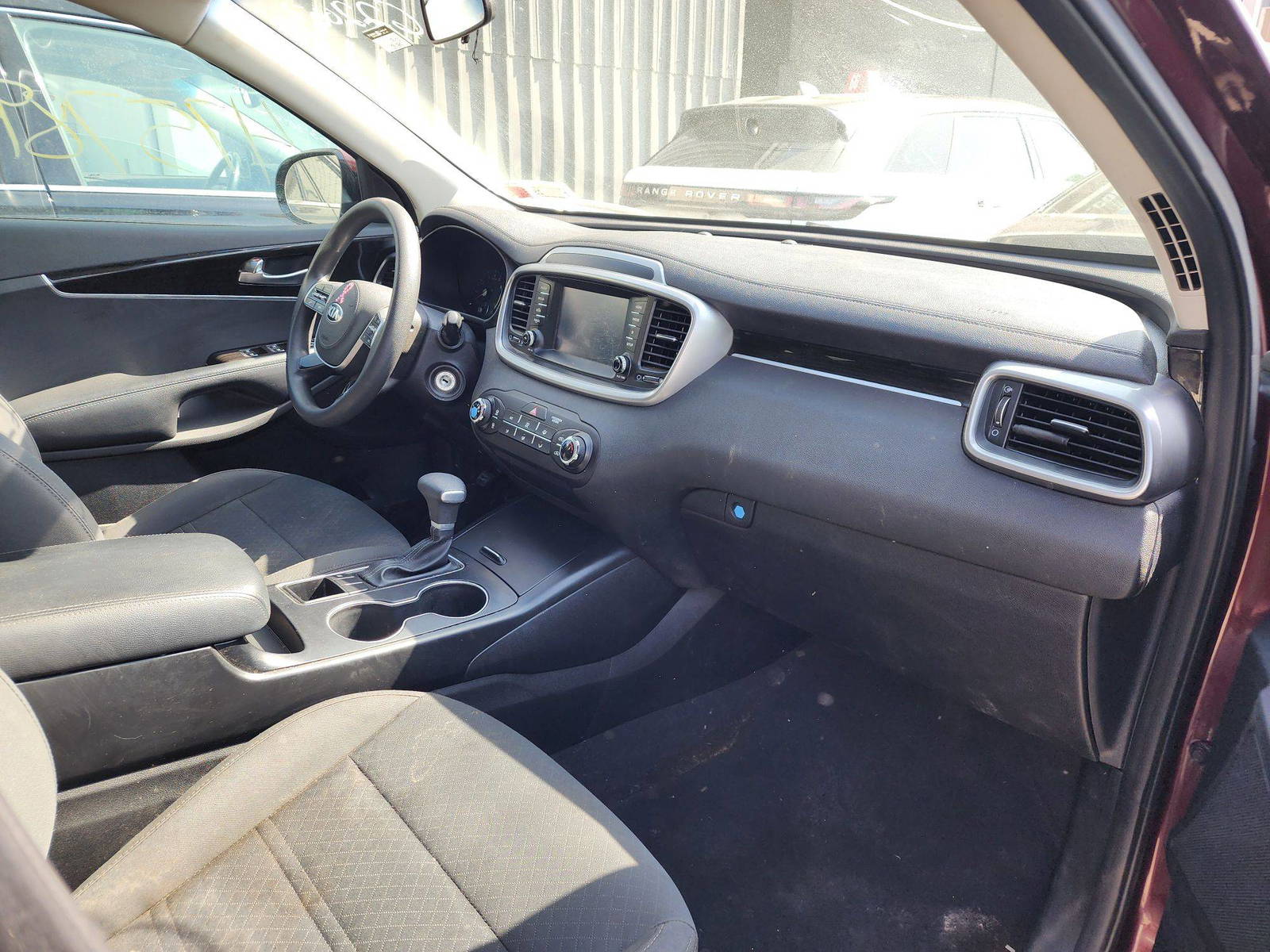 2020 KIA SORENTO — 59179 Miles — Lot 47578974 — Souq - Marhaba Auctions Used Cars - Image 8