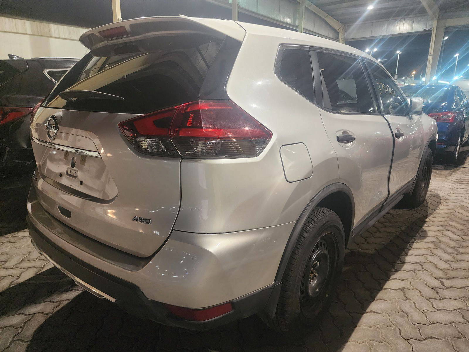 2018 NISSAN ROGUE — 97451 Miles — Lot 37907031 - Marhaba Auctions Used Cars - Image 10
