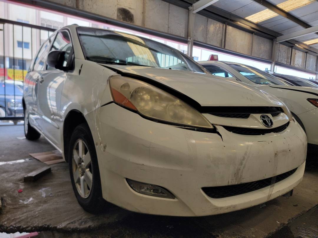 2008 TOYOTA SIENNA — 159821 Miles — Lot 46574974 — Main - Marhaba Auctions Used Cars - Image 4